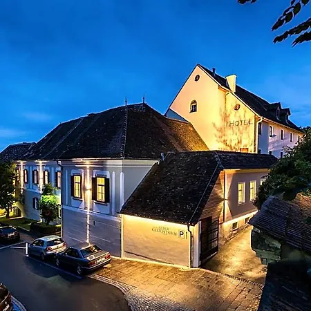 Отель Boutique-hotel Alter Gerichtshof 4*