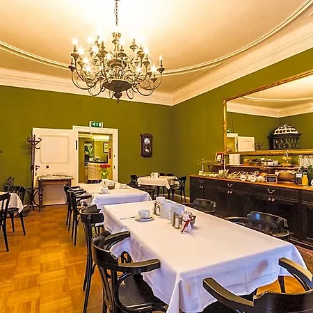 Отель Boutique-hotel Alter Gerichtshof